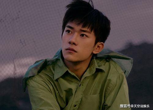 奇迹千玺吃瓜,揭秘娱乐圈的瓜田奇遇记