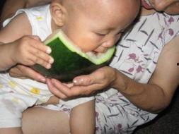 宝宝吃小瓜过敏,警惕常见食物引发的健康危机