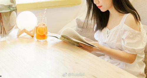 吃瓜人拍照不露脸,揭秘拍照不露脸的神秘吃瓜人