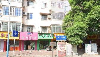 南宁财院吃瓜,校园生活趣味瞬间大揭秘